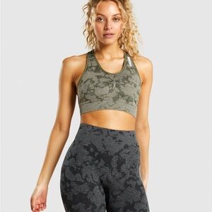 Gymshark Adapt Camo Seamless Racer Back Sports Bra - Green